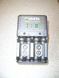 Зарядное устройство для аккумуляторов ( элементов питания) VARTA Type 57039