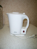 Чайник электрический - объем 1 литр