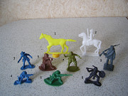 Фигурки воинов из разных серий