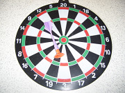 Дартс с дротиками