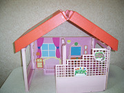 Домик кукольный в кейсе