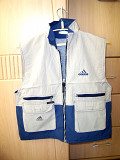 Куртка фирма Adidas