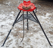 Переносной верстак с цепными тисками Ridgid TRISTAND 460.