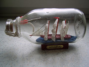 Корабль сувенирный в бутылке