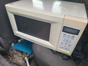 Микроволновка Samsung CE2638NR электронное управление