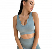 Бесшовный спортивный костюм