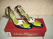 Босоножки фирма Pollini Италия маркировка 37.5