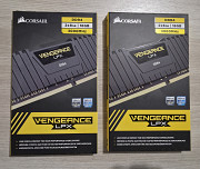 ОЗУ: Corsair Vengeance LPX 2x8GB DDR4 PC4-24000 [CMK16GX4M2B3000C15]