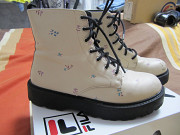 Демисезонные ботинки 25-35 размера.