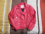 Кожаная куртка на 10-11 лет, рост 146 см.