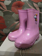 Резиновые детские сапоги
