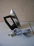 Утюг из СССР выпуск 1976 год 220 V мощность - 1000 Вт