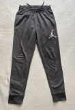Спортивные штаны на 8-10 лет