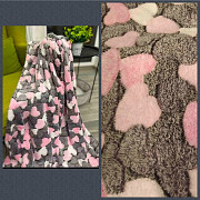 Плед флисовый в сердечки на кровать