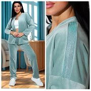 Костюм домашний спортивный велюровый