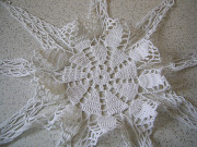 Салфетка диаметр - 37 см . Ручная работа.