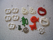 Украшения для детской одежды ( пластик)