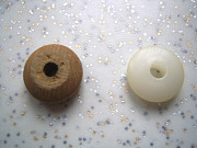 Бусины дерево и пластик - 10 шт