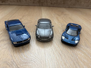 Машинки металлические средние