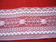 Кружево белое