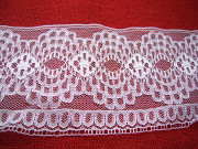 Кружево белое
