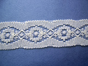 Кружево белое