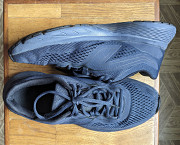 Кроссовки мужские 42 размер